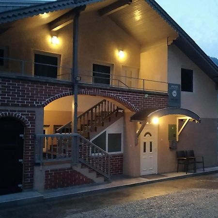 Apartmani Unski Biser Cazin Zewnętrze zdjęcie