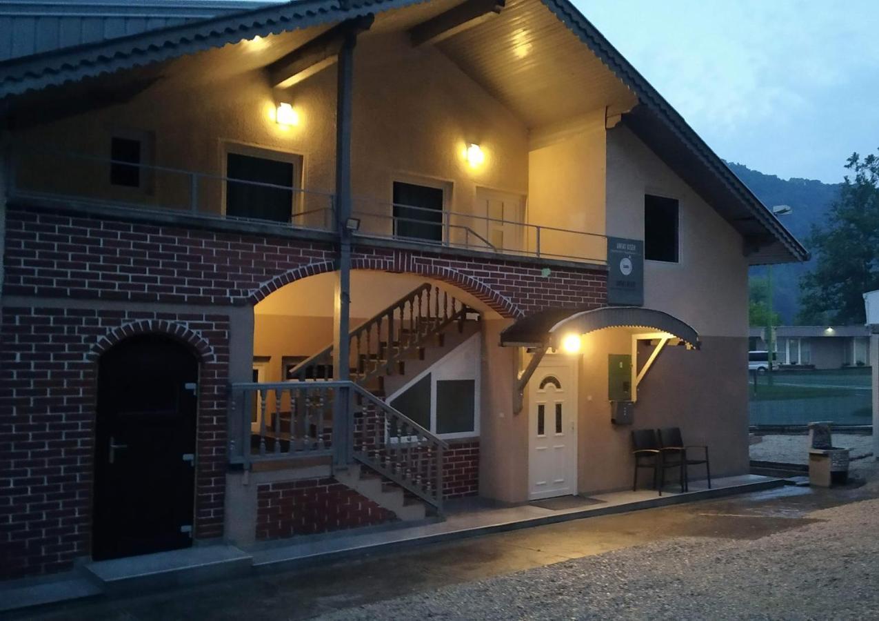 Apartmani Unski Biser Cazin Zewnętrze zdjęcie